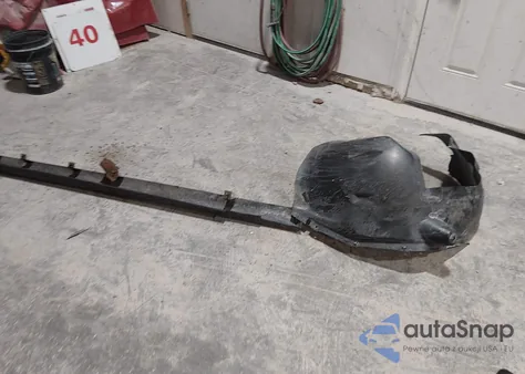 2009 Jeep Commander Sport z USA, uszkodzony, nr VIN 1J8HG48K99C509858